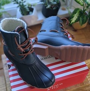 crown and ivy duck boots